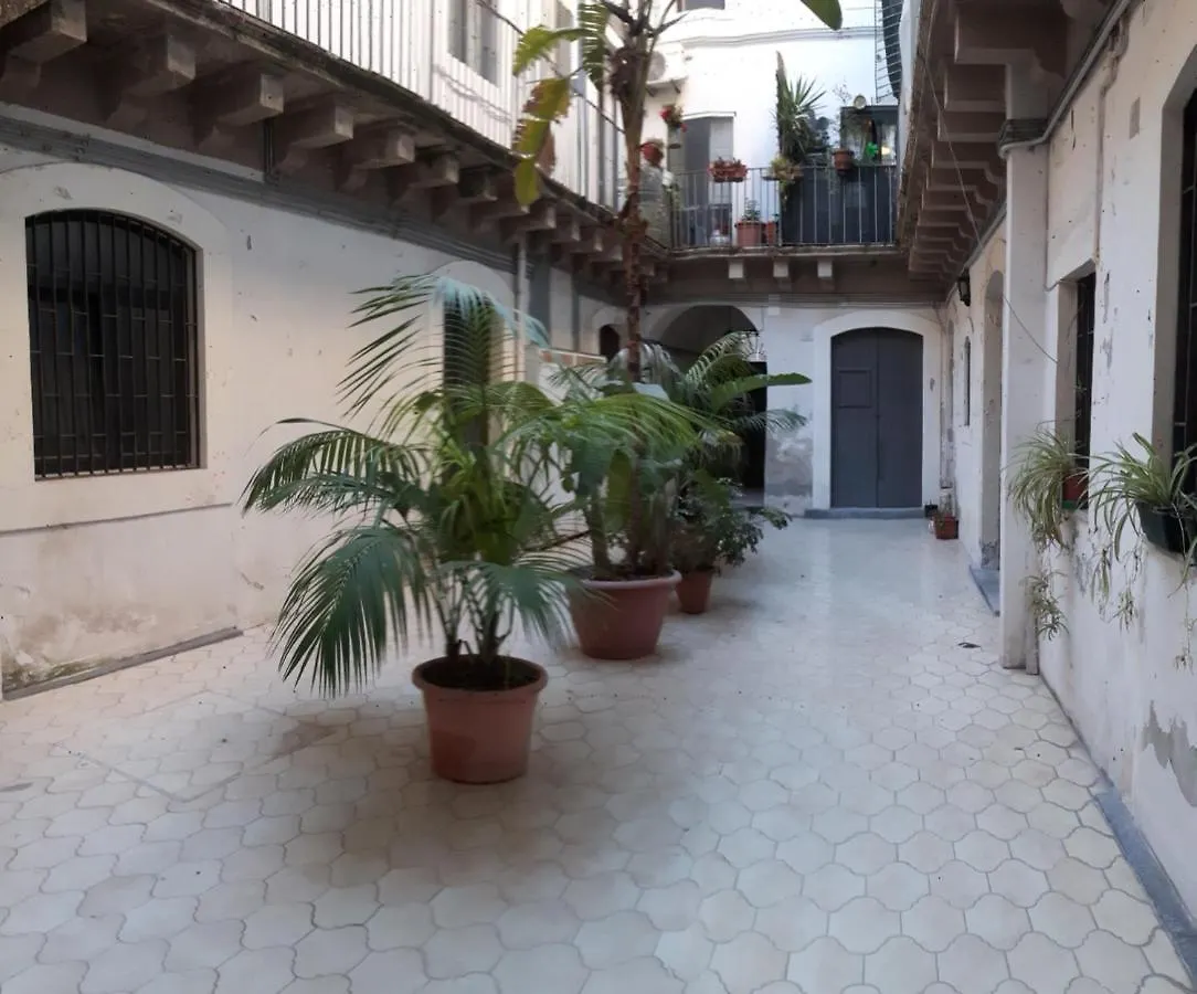 Palazzo De Logu Apartment Catania